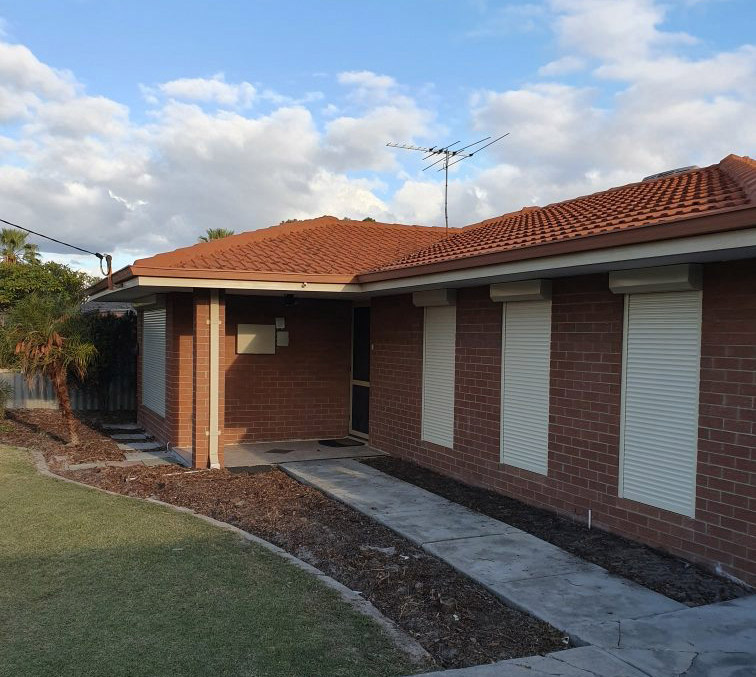 A Grade Garage Doors Perth | Shutters & Gates - Manual Roller Doors in Perth